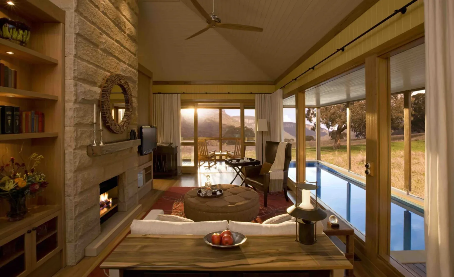 Wolgan Valley lodge in the hills